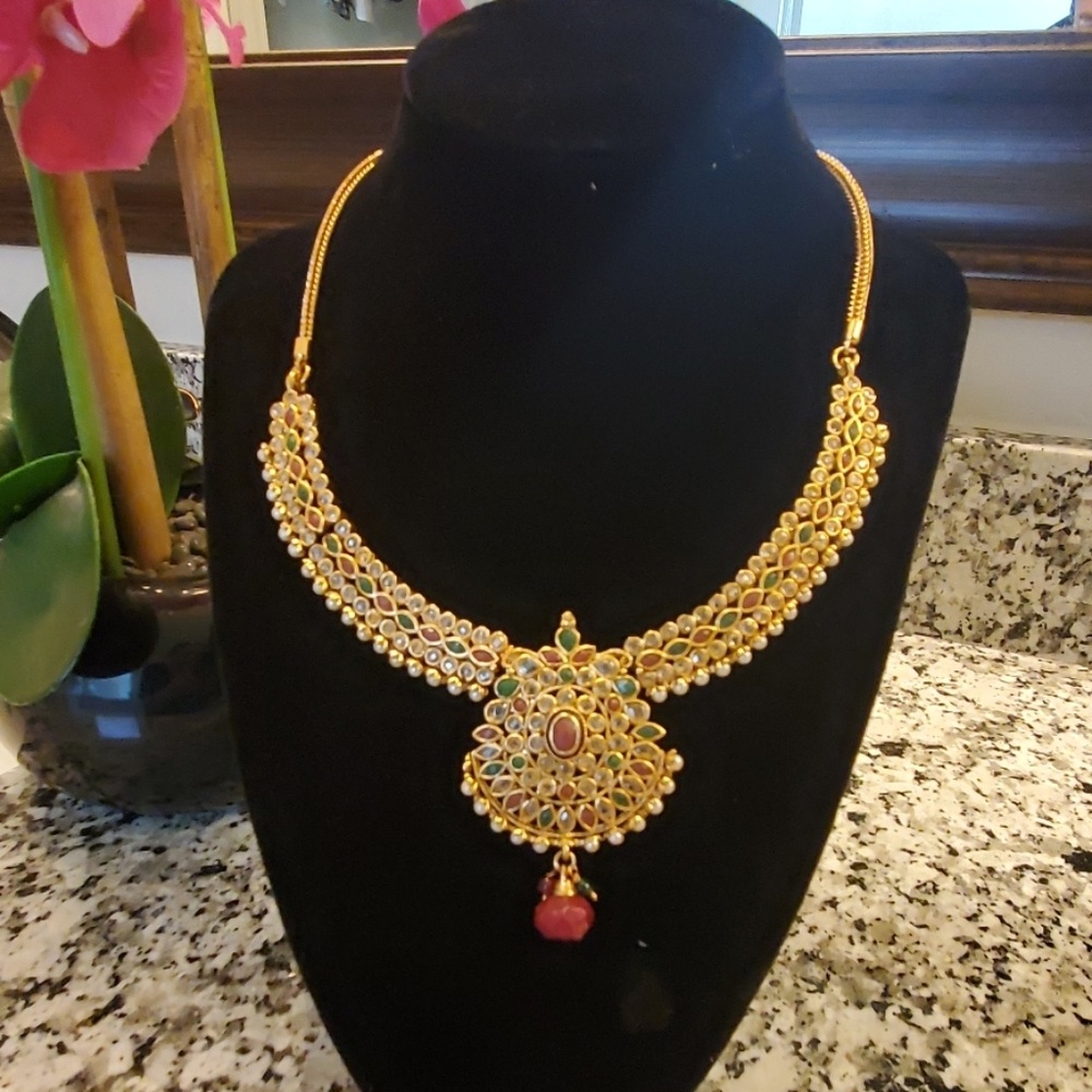 Kundan necklace